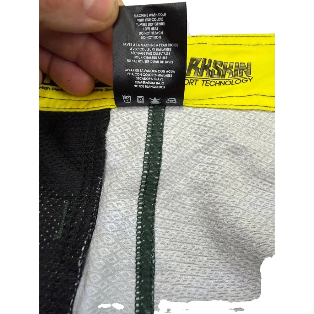 Pelagic Sharkskin Boardshorts Mens‎ 40 Mahi Mahi Fish Print Fishing Shorts Green